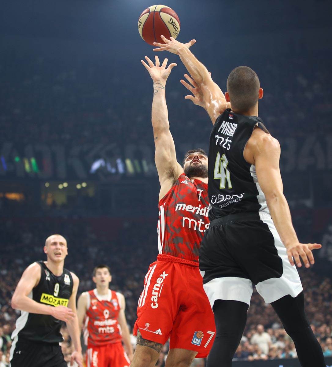 Crvena zvezda košarka igrači ko ide ko ostaje