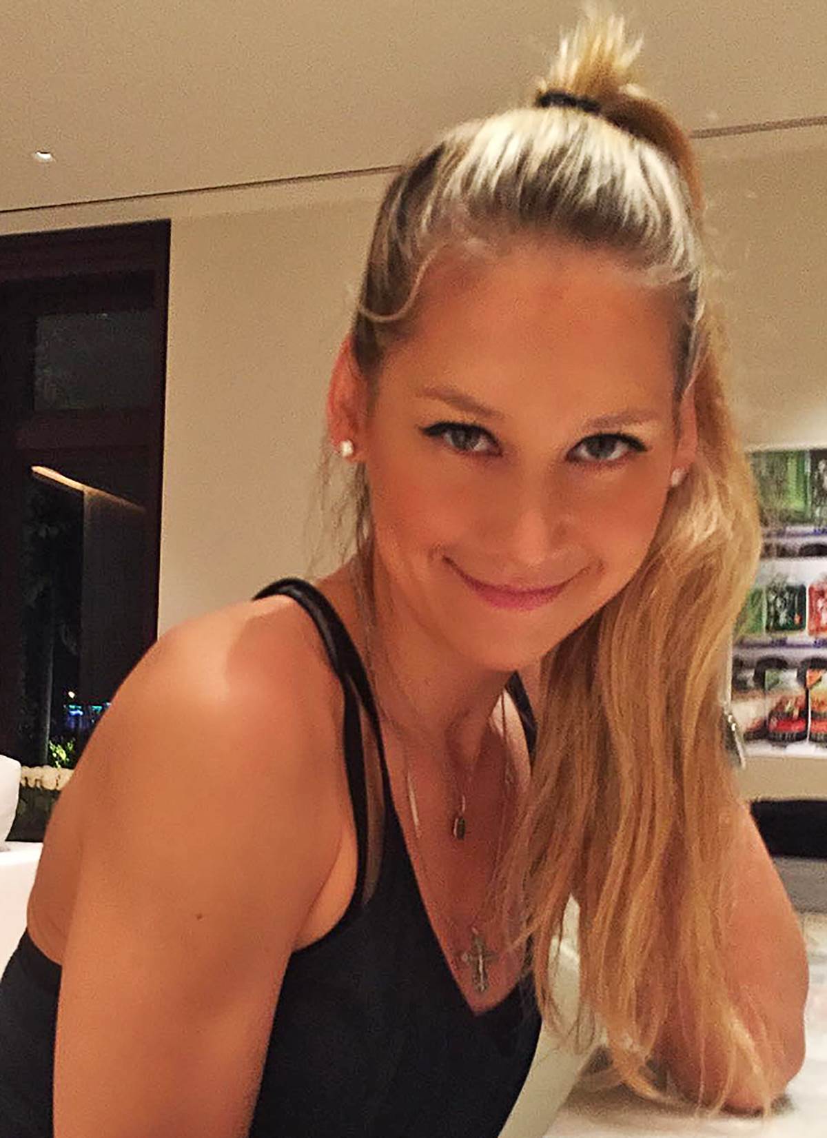 Ana Kurnjikova (5).png