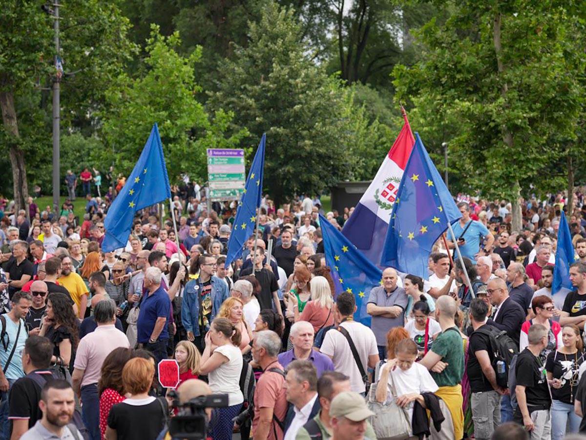 OSMI PROTEST SRBIJA PROTIV NASILJA (1).jpg