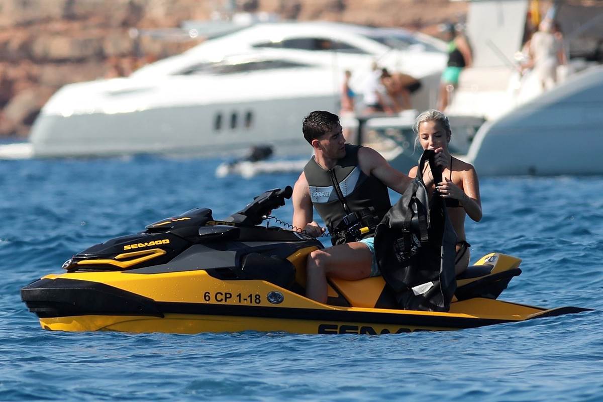 Dušan Vlahović (8).jpg