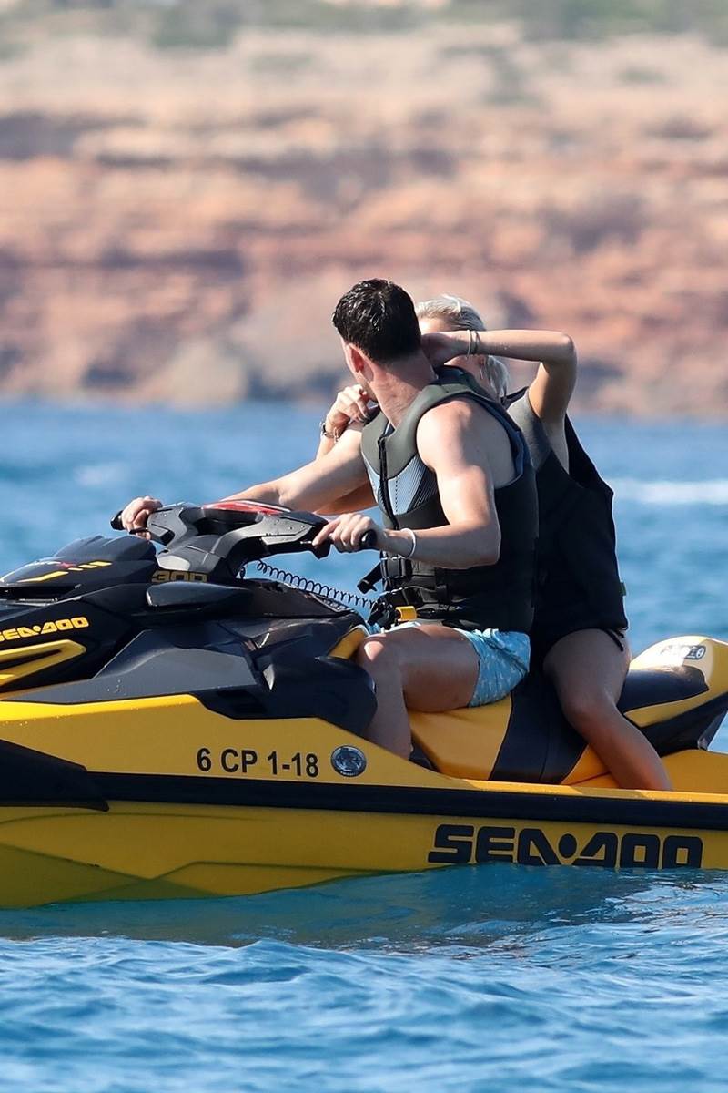 Dušan Vlahović (9).jpg