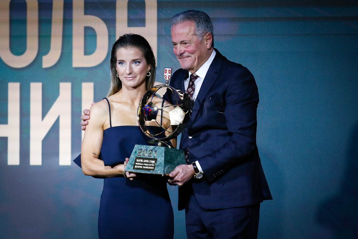 Jelena Čanković (3).jpg