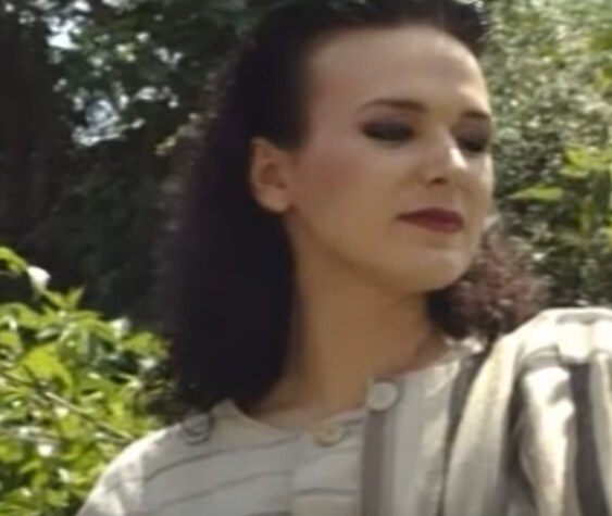 marta savic plasticne operacije foto