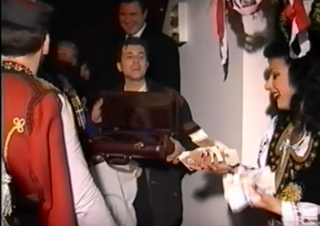 Ceca snimala sestru Lidiju na odmoru