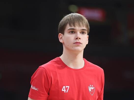 Košarkaš Crvene zvezde Andrej Kostić