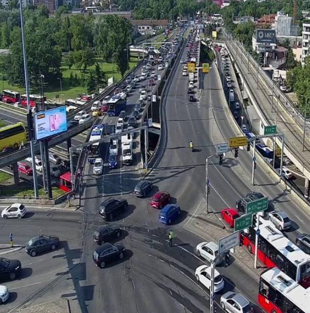 Naxi kamere guzve (2).jpg