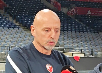 Saša Obradović daje izjavu