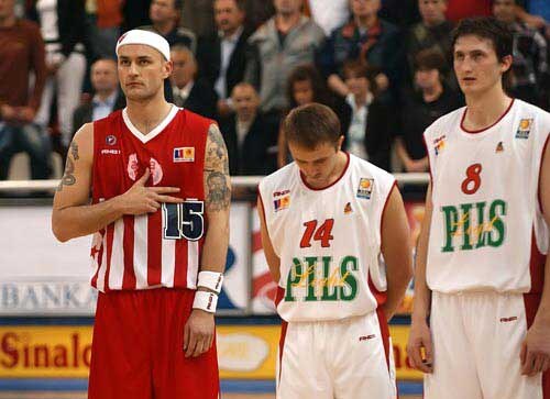 Trijumf zvezdinih ćelavaca u Železniku