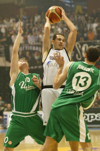 Partizan "zmajčekima" srezao krila