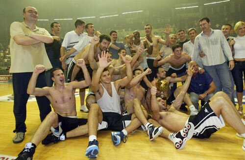 Još jedna crno-bela titula!