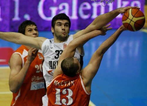 Pionir na nogama, Hemofarm "poništen"