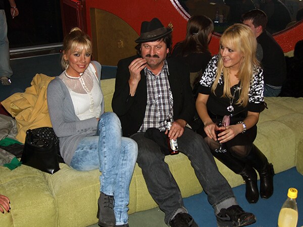 MONDO na žurci Velikog Brata