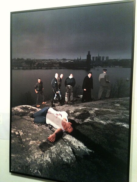 Gej izložba pod opsadom