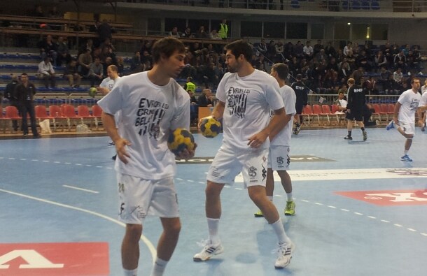 Karabatić u opremi Partizana