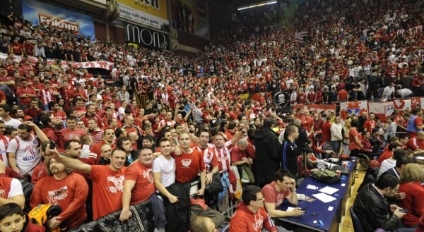 Pionir u crveno-belom, za promenu...
