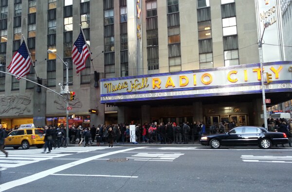 Nova zvezda - Samsung Galaxy S4