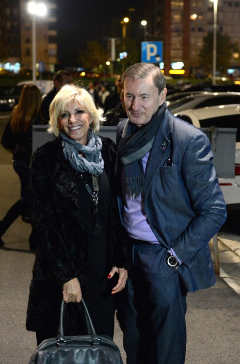 Cakana se udaje u 65. godini