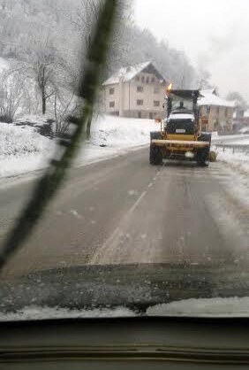 Sneg pada u više mesta u Srbiji