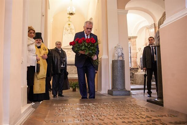 Marš u čast generala Miloradovića u muzeju  Ermitaž