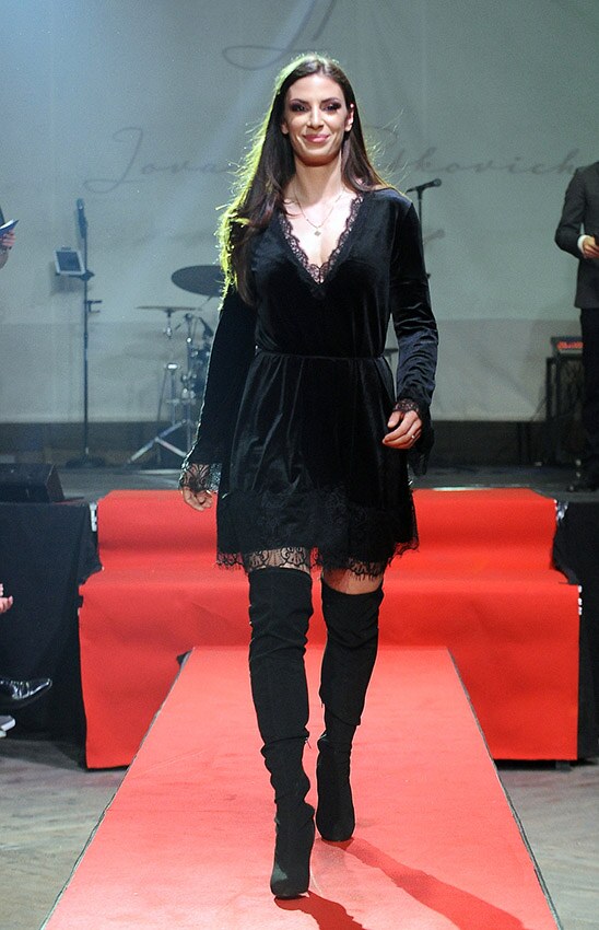 Ivana Španović na modnoj reviji