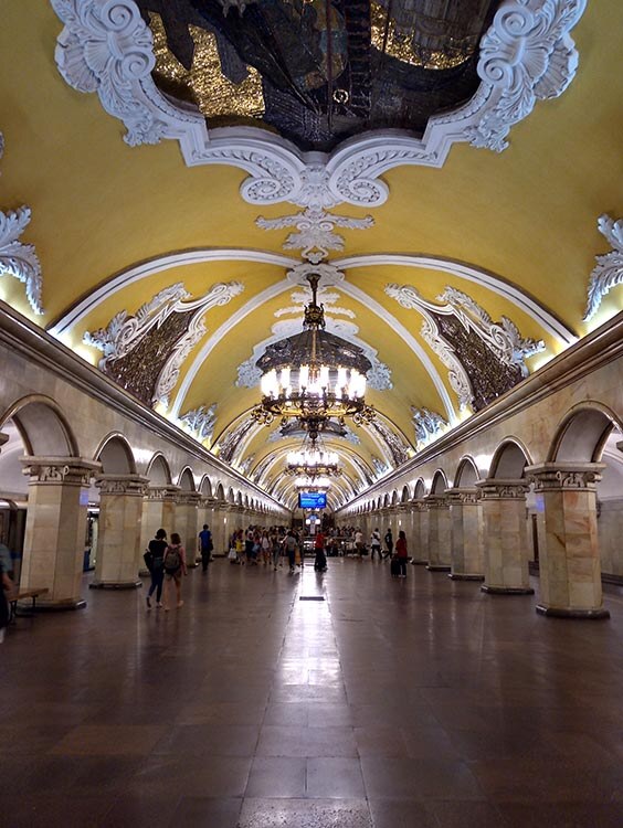 Moskva ili Sankt Peterburg (reportaža, Nikola Janković MONDO)