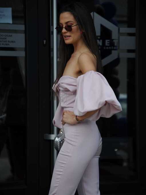 Milica pavlović u kupaćem kostimu 