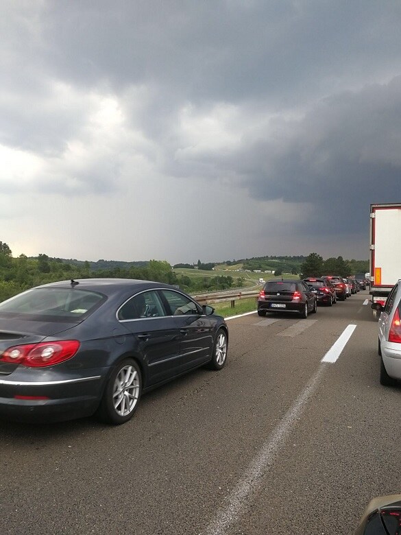 Vreme u Beogradu - kiša i duga