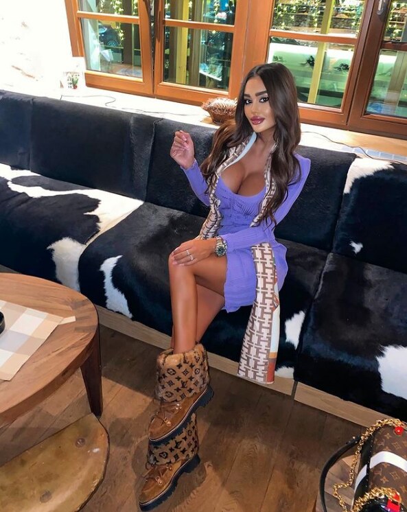 ana korac starleta usvajanje dece crnac ili melez