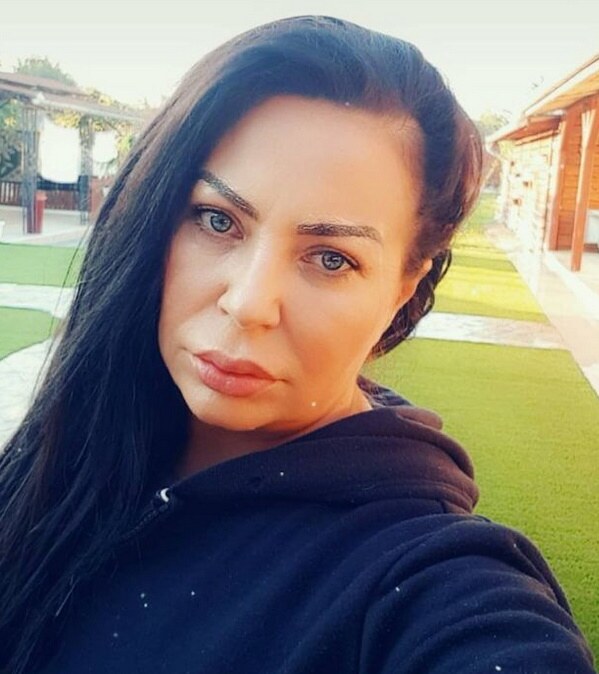 Stoja Novaković o pevačima i bakšišu