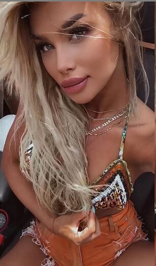 ivana nikolic hurricane karibi foto