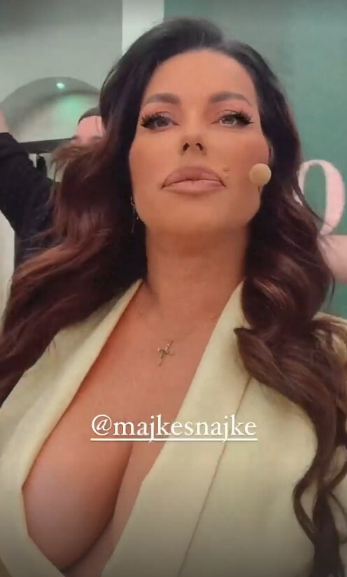 seka aleksic dekolte majke i snajke snimanje instagram video