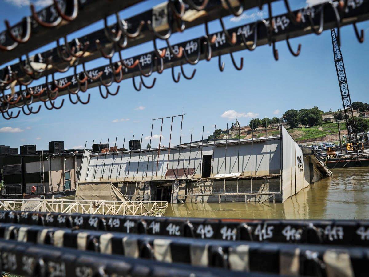 Fristajler vadjenje sa dna reke (12).jpg