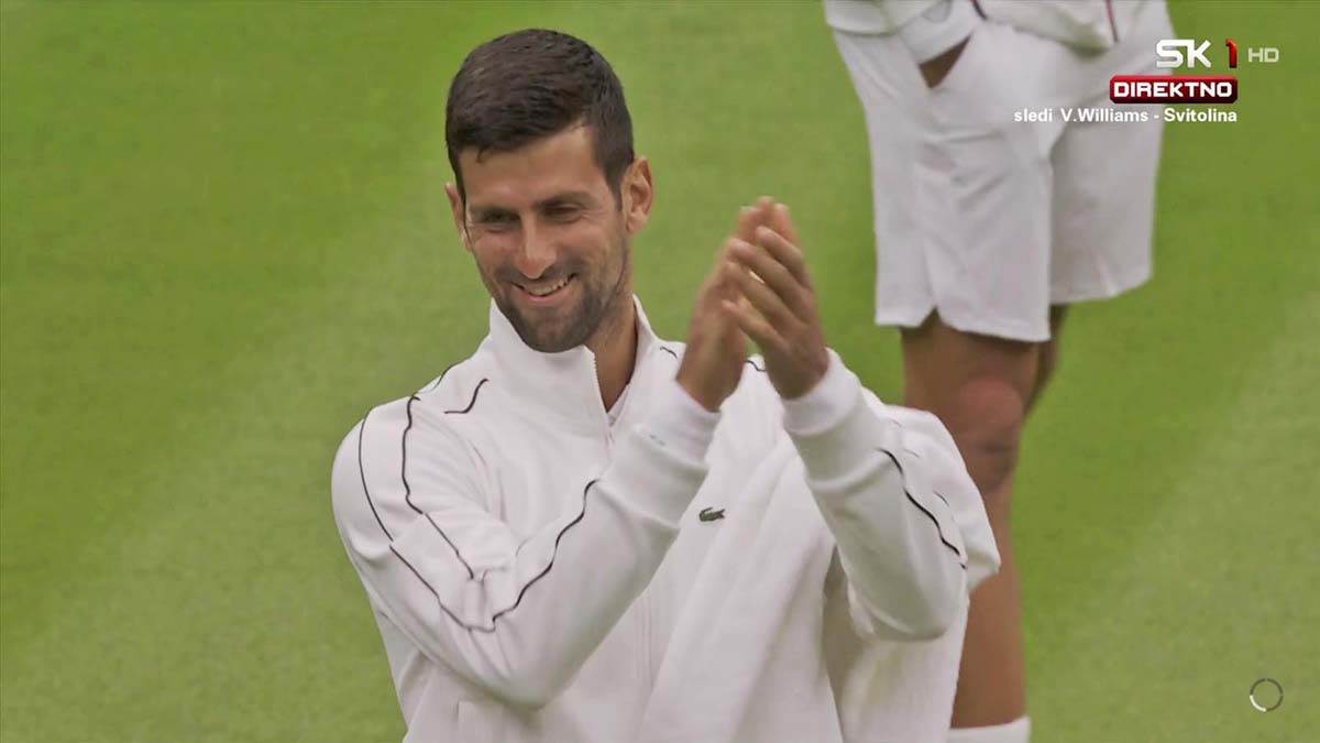 Novak Đoković nasmejan pet minuta na Vimbldonu