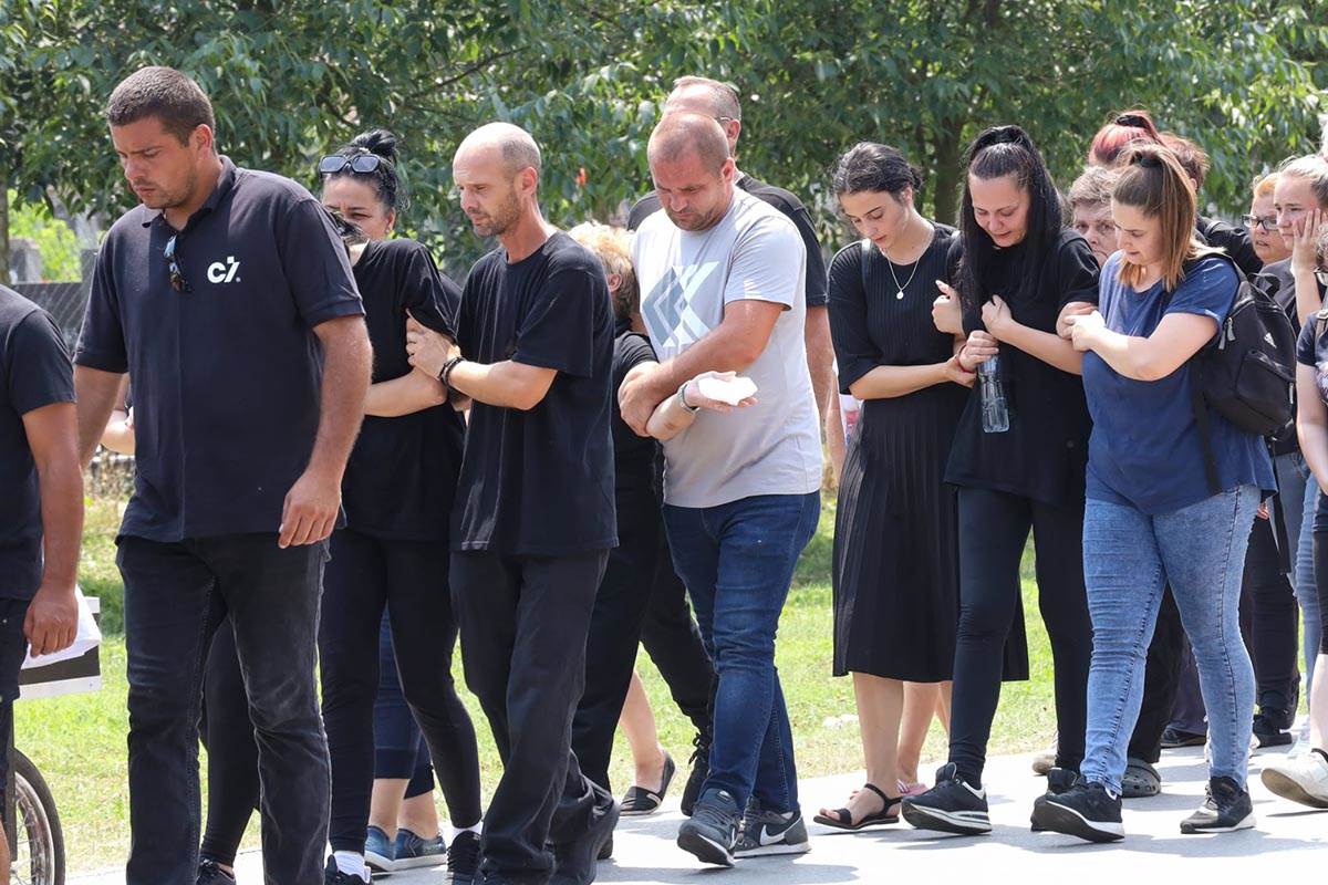 Sahrana Noe Milivojev