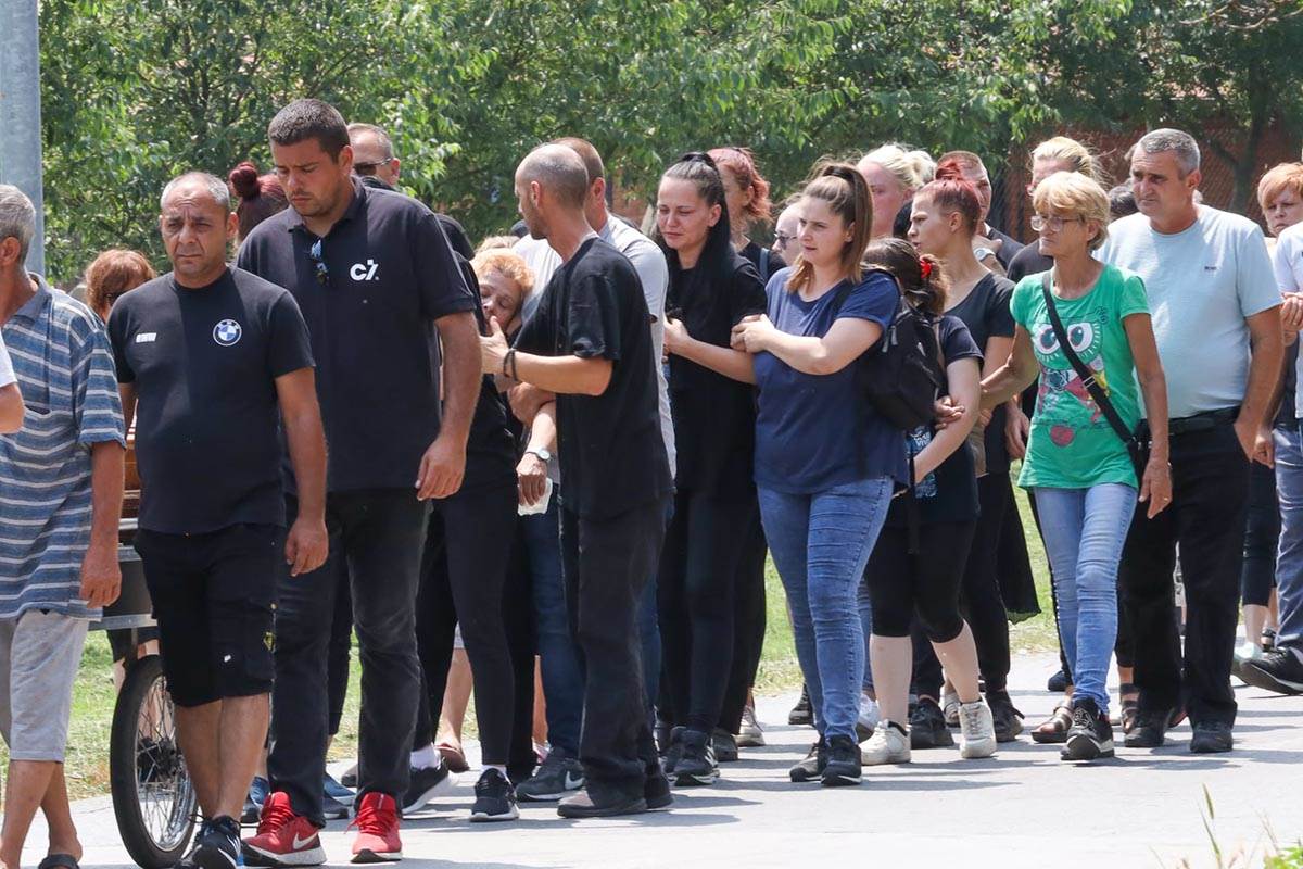 Sahrana Noe Milivojev