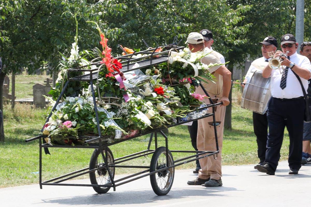 Sahrana Noe Milivojev