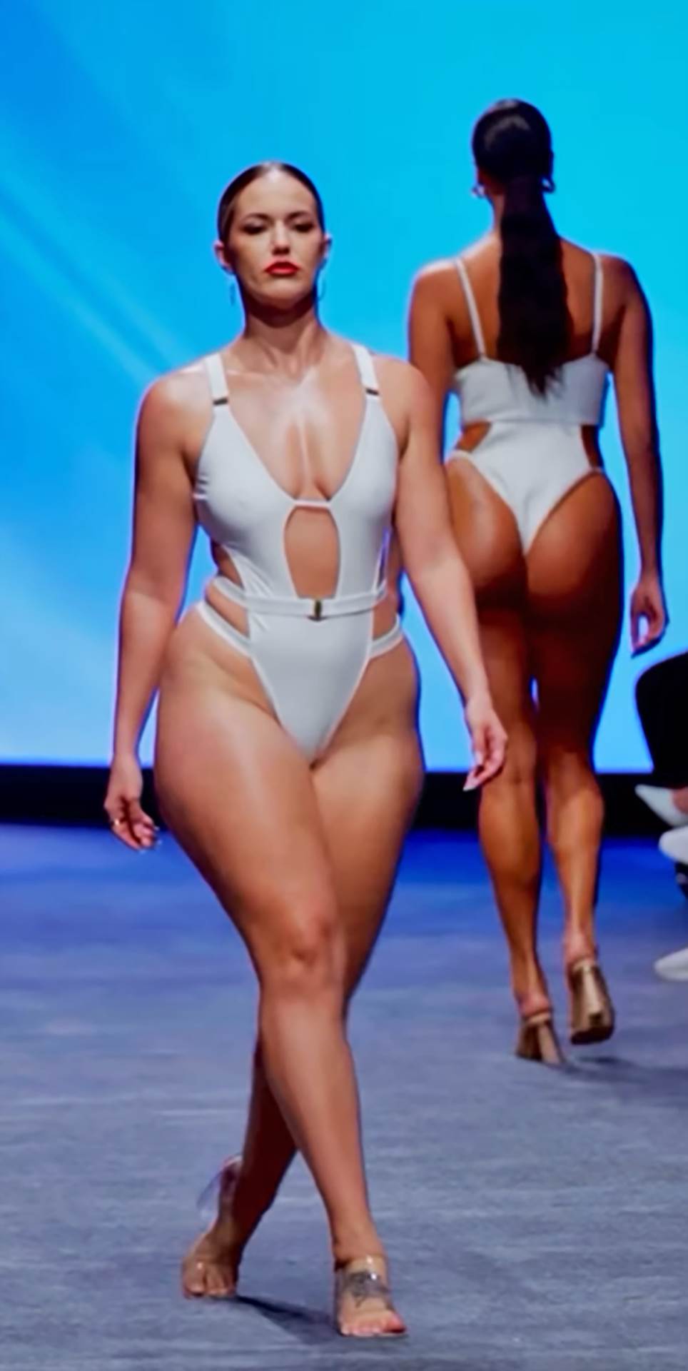 Marisa Dubua (7).png