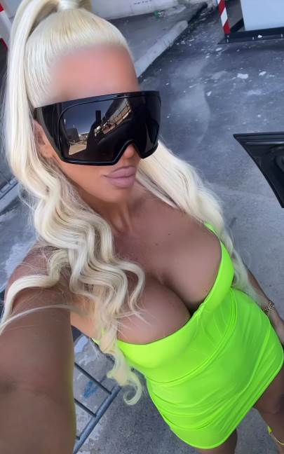 jelena karleuša7.png