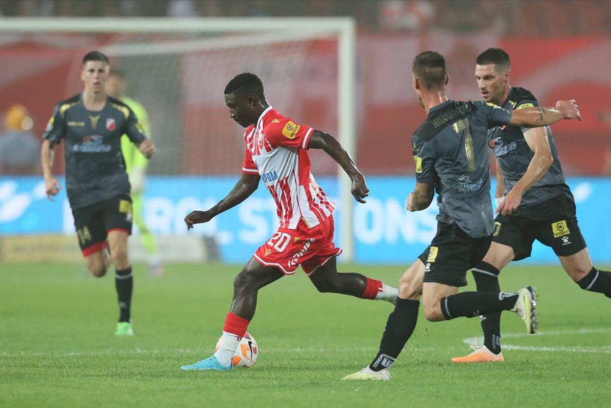 Crvena zvezda Vojvodina sporne situacije penal i crveni karton