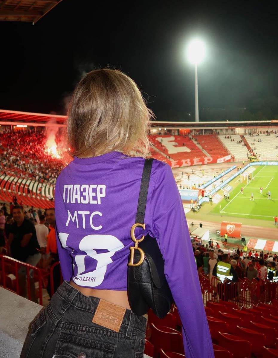 Žena Omrija Glazera na Marakani