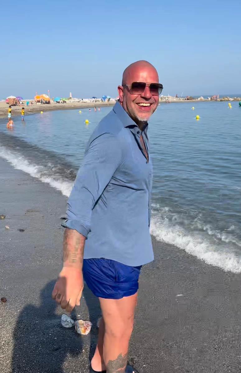 Andy Van Der Meijde 6.jpg