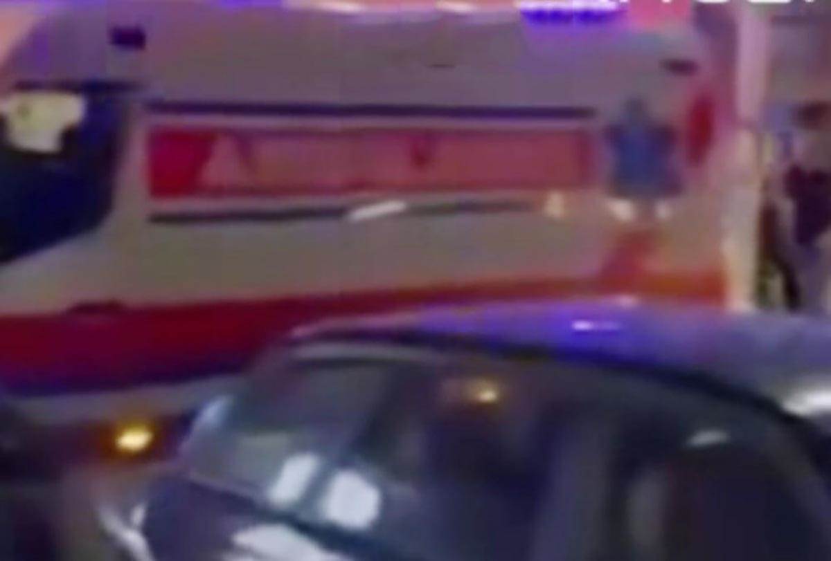 PRVI SNIMCI S MESTA PUCNJAVE U KAFIĆU, RANJENO 16 MLADIH, 1 MRTAV (3).jpg