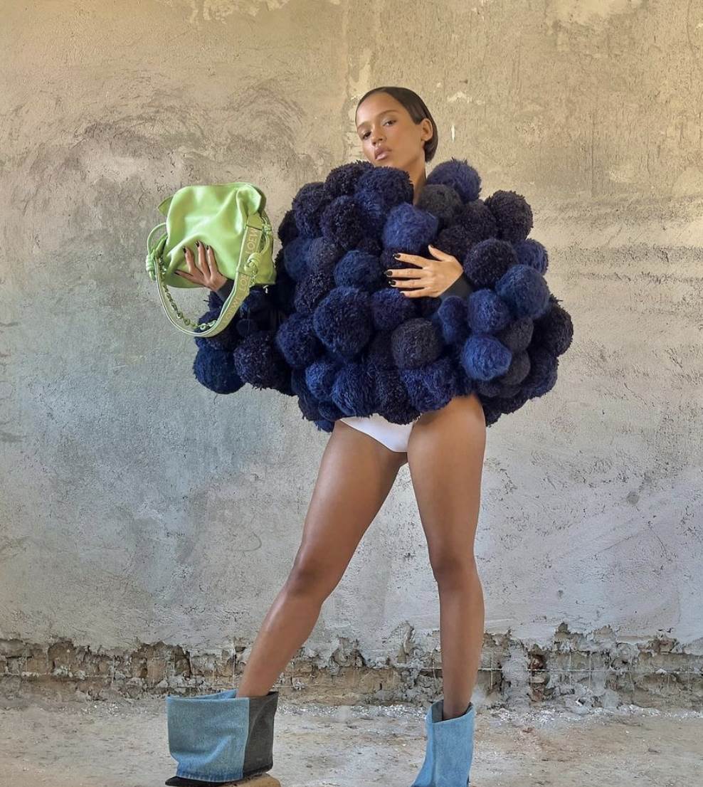 tejlor rasel nova devojka harija stajlsa 1.jpg