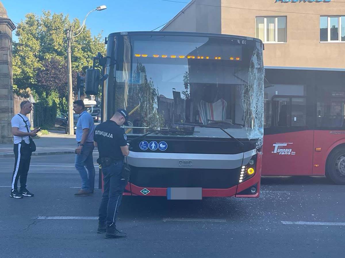 Sudar 2 autobusa u Beogradu