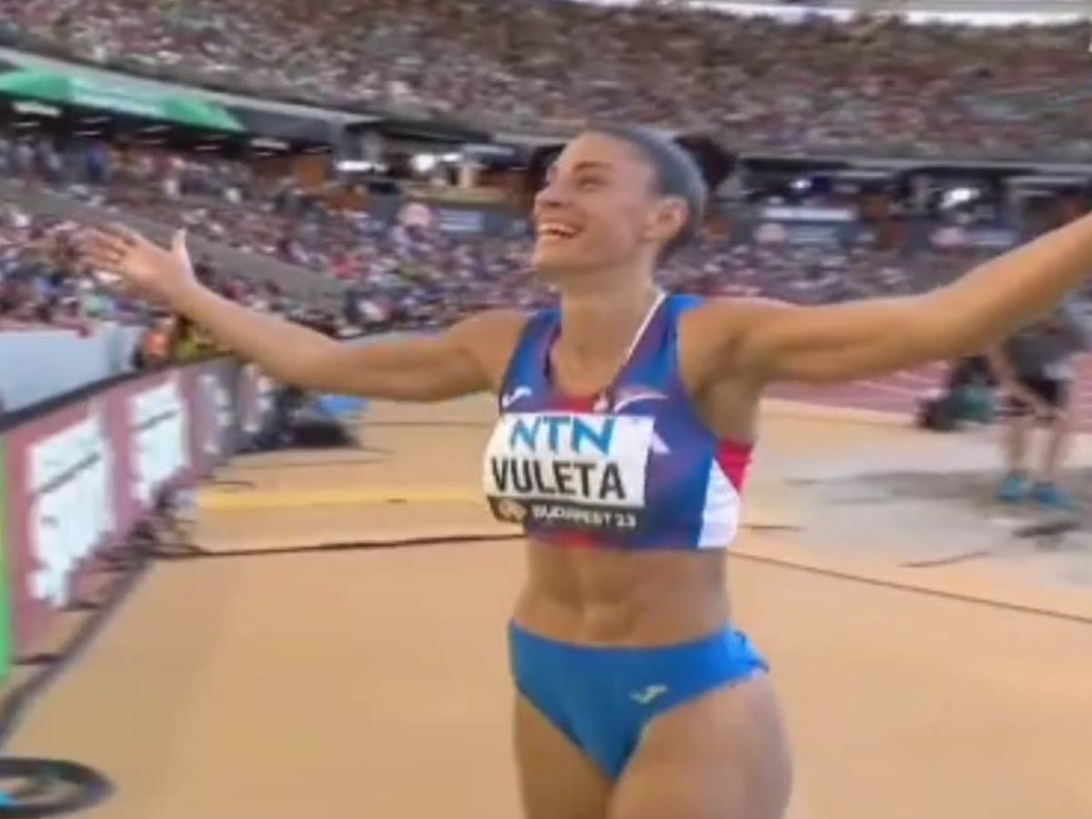 Ivana Vuleta slavi.png