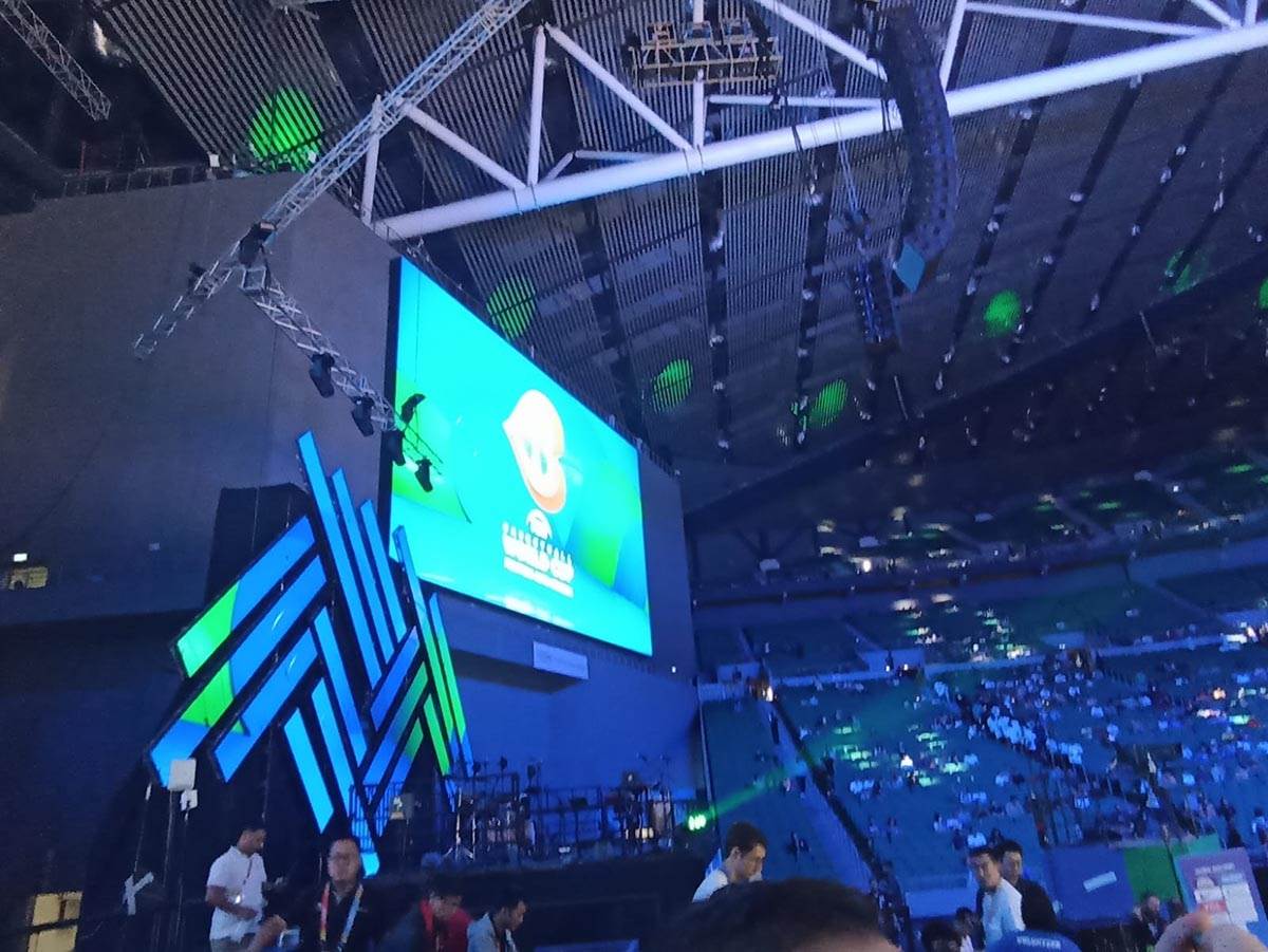 Filipino Arena unutra (8).jpg