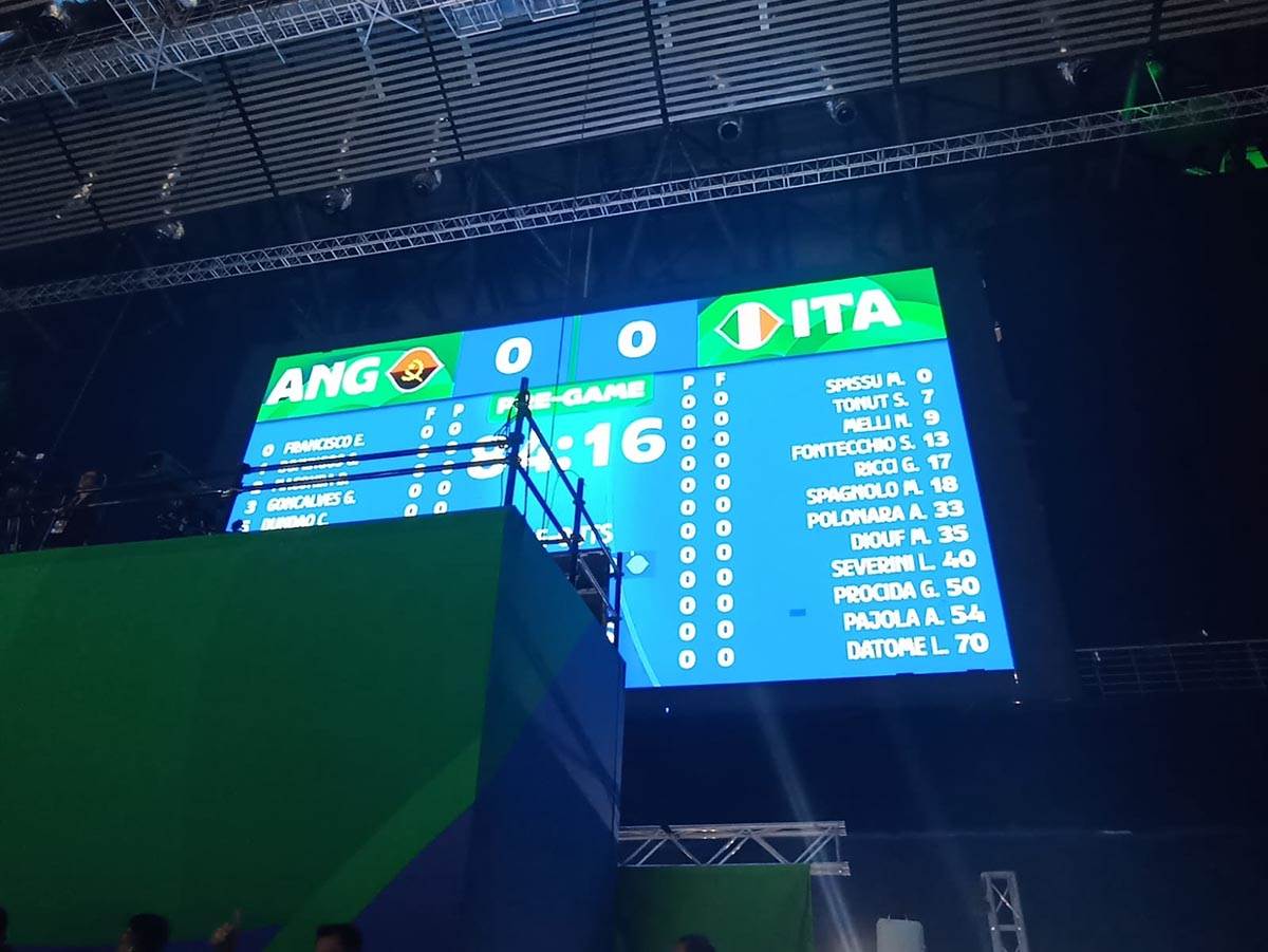 Filipino Arena unutra (4).jpg