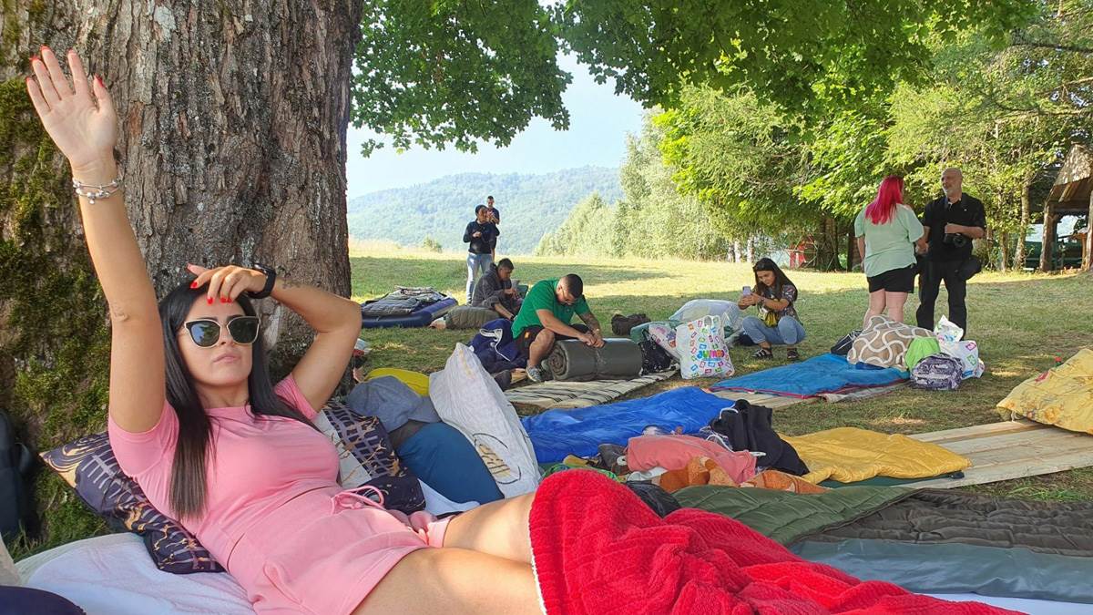 Takmičenje u ležanju  (3).jpg