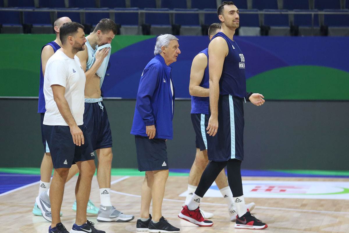 Trening Srpske reprezentacije košarka (15).jpg