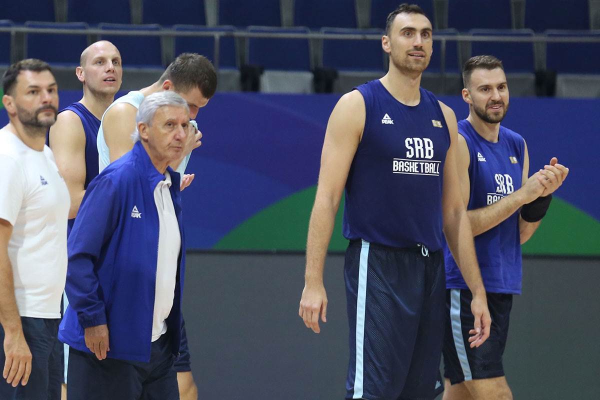 Trening Srpske reprezentacije košarka (12).jpg